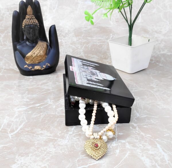 Handcarved Black Marble Taj mahal and Floral inlay Work Jewellery Box for Multi Purpose Use and Perfect Gift for Women and Girls