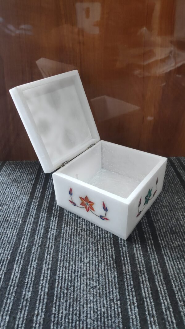 White Marble Floral inlay Work Jewellery Box for Multi Purpose Use and Perfect Gift Item for Women and Girls - Image 7